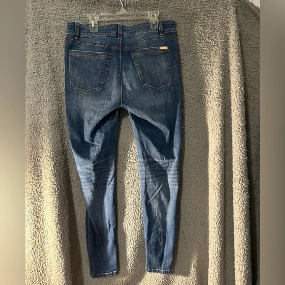 White House Black Market Dark Blue Skinny Jeans - Picture 2 of 4